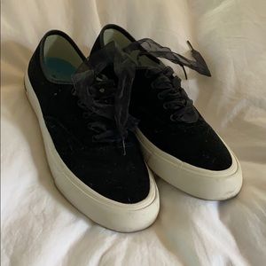 Womens sneakers
